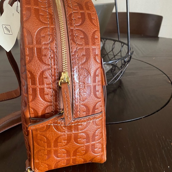 F o s s i l 🍓M e g a n 🍓B a c k p a c k 🍓Brown - Picture 3 of 6